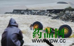 南方水災持續 大沙河漫堤